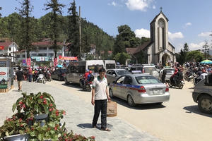 Nuối tiếc trước một Sa Pa "khác lạ"