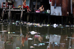 Cận cảnh nơi người Sài Gòn "ăn cùng rác, ở cùng rác" Cận cảnh nơi người Sài Gòn "ăn cùng rác, ở cùng rác"