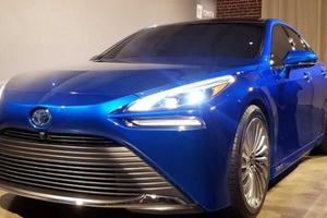 Ô tô siêu tiết kiệm, nuôi 1 con bò đủ chạy xe chạy cả năm