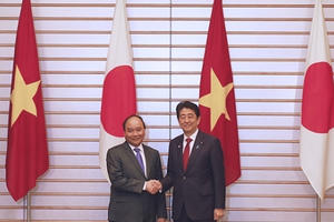 Thủ tướng Nguyễn Xuân Phúc hội đàm với Thủ tướng Nhật Bản Shinzo Abe