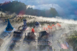 Noel này tới Fansipan để được thấy ngôi làng tuyết rộng hơn 1000m2