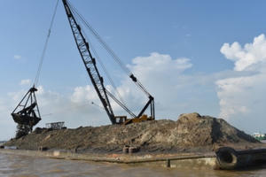 Điểm báo ngày 7/6/2017: Chặn cát lậu giá cát tăng phi mã