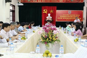 Thứ trưởng Nguyễn Khánh Ngọc thăm và làm việc với Sở Tư pháp, Cục Thi hành án dân sự tỉnh Thừa Thiên Huế Thứ trưởng Nguyễn Khánh Ngọc thăm và làm việc với Sở Tư pháp, Cục Thi hành án dân sự tỉnh Thừa Thiên Huế