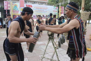 Nghệ nhân Ưu tú K’Brel – Hơn nửa thế kỷ giữ hồn cồng chiêng Tây Nguyên