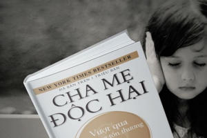 Tại sao lại biến thành... cha mẹ độc hại?