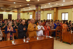 Chùa Quán Sứ tổ chức chương trình giao lưu "Phật giáo đối với nữ Phật tử" Chùa Quán Sứ tổ chức chương trình giao lưu "Phật giáo đối với nữ Phật tử"