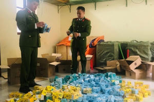 Lạng Sơn: Bắt giữ 4000 sản phẩm thuốc lá điện tử nhập lậu