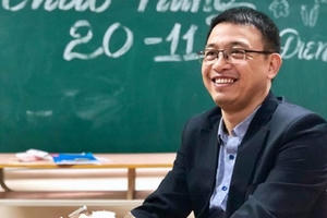 Người thầy liệt 2 chân đem “tinh thần lính” làm nên điều kỳ diệu