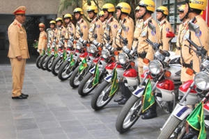 Hà Nội: Phân luồng giao thông phục vụ Hội nghị APEC-ISOM Hà Nội: Phân luồng giao thông phục vụ Hội nghị APEC-ISOM