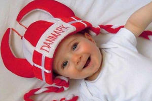 Đan Mạch: Cha mẹ “đau đầu” vì muốn đặt tên con phải... tra danh sách