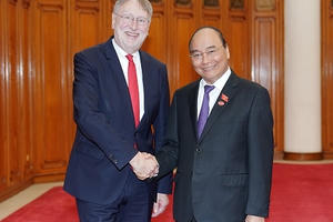 Thủ tướng tiếp đoàn Ủy ban Thương mại quốc tế Nghị viện châu Âu