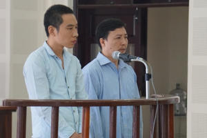 Dùng thẻ visa giả lấy trộm hơn 200 triệu, 2 người Trung Quốc nhận mức án 19 năm tù