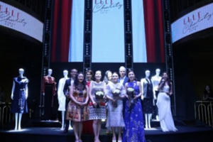 Bản tin Thời trang Plus số 3: ELLE Charity Night - Đêm tiệc của phái đẹp