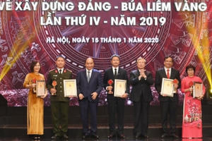 Báo chí phải vào cuộc để cùng xây dựng và chỉnh đốn Đảng