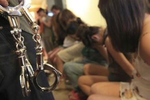 “Má mì” 9X điều hành đường dây bán dâm 1000 USD