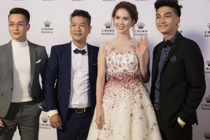 Ngọc Trinh gây bão với chiếc váy công chúa tại "Tuần lễ Điện ảnh Việt Nam" ở Úc Ngọc Trinh gây bão với chiếc váy công chúa tại "Tuần lễ Điện ảnh Việt Nam" ở Úc