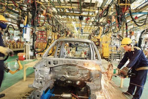 Chỉ giảm 50% phí trước bạ xe trong nước đến hết năm 2020