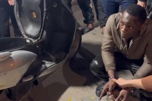 Bắt giữ đối tượng người nước ngoài mua bán trái phép chất ma tuý