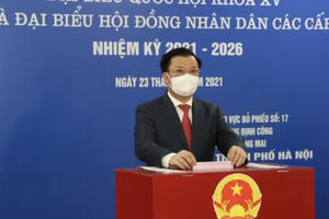 Bí thư Thành ủy Hà Nội Đinh Tiến Dũng: Mỗi lá phiếu đều có giá trị và ý nghĩa thiêng liêng