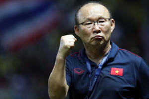 Malaysia không rút khỏi vòng loại World Cup, ông Park tất bật rèn quân