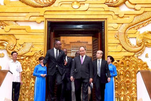 Thủ tướng Nguyễn Xuân Phúc tiếp Chủ tịch Thượng viện Cộng hòa Haiti