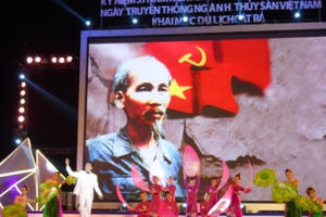 Hải Phòng: Sôi động đêm hội" Cát Bà Xanh" 2016