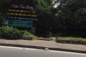 Một người đàn ông bị đánh trên đường đi làm về