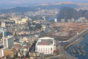 Địa ốc 7AM: "Đất vàng" quanh các dự án metro, Hạ Long bất ngờ lấp vịnh làm đường bao biển
