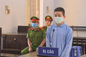 Mang dao đi giết người yêu, nam thanh niên lĩnh án