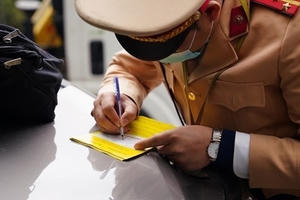 Thủ tục thu hồi giấy đăng ký xe và biển số xe