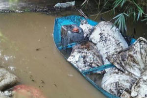 Công ty nước sạch sông Đà phát hiện nước có váng dầu, 5 ngày sau mới báo cáo Sở Xây dựng