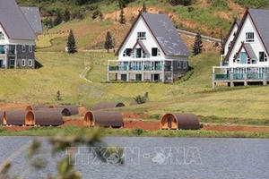 Di chuyển 19 căn nhà trái phép trong khu di tích quốc gia hồ Tuyền Lâm