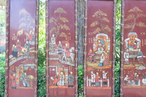 Bộ tranh sơn mài quý về nội dung Truyện Kiều được khảm vỏ trứng thiếp vàng