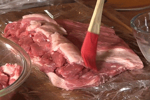 Bóc mẽ chiêu thức làm thịt bít tết từ những miếng thịt vụn