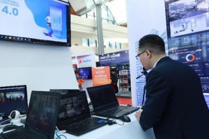 Doanh nghiệp, tổ chức “bắt tay” cùng chuyển đổi số