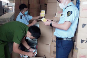 Hơn 12.000 đơn vị thực phẩm chức năng, mỹ phẩm,… không hóa đơn bị tạm giữ tại Phú Yên