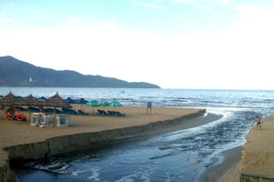 Đà Nẵng: Xử lý ô nhiễm các cửa xả thải tại các bãi tắm phía Đông thành phố