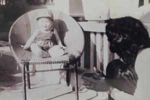 Con trai bị đưa đi châu Âu, mẹ Việt hóa điên và cuộc gặp sau 43 năm