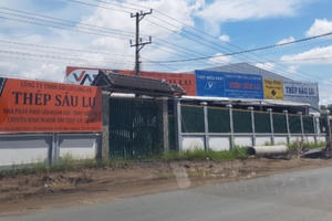 Long An: Công ty TNHH Sáu Lu “thách thức” pháp luật, xây dựng hàng nghìn mét nhà xưởng
