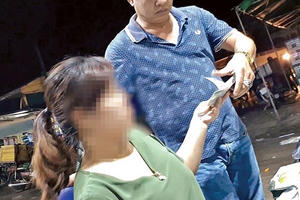 Vụ "bảo kê" chợ Long Biên: Đại biểu Quốc hội nêu nghi vấn về "những tảng băng chìm"