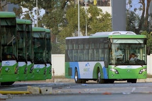 Xe buýt nhanh Hà Nội - mới thử nghiệm đã gặp trở ngại