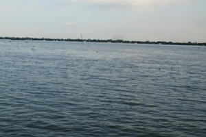 Phát hiện thi thể nam chưa rõ tung tích trôi dạt trên sông