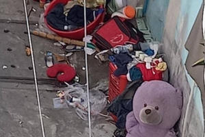 Thực hư vụ 2 bé nhỏ bị chủ trọ đuổi ra đường khi cha vắng nhà