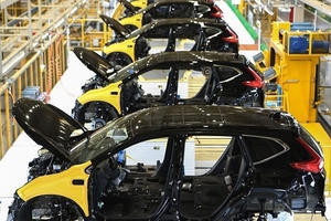 Việt Nam thành cứ điểm sản xuất ô tô: Cứ mơ và đợi chờ