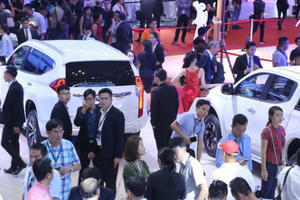 Bùng nổ mùa xe cuối năm, hơn 21.000 xe con "lăn bánh" tháng 10