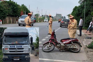 Thái Bình: Phẫn nộ với tài xế xe tải gây tai nạn chết người, thản nhiên rời khỏi hiện trường