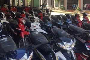 Giá xe máy Honda giảm chạm đáy, Yamaha ổn định