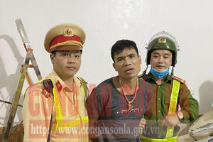 Sơn La: Đối tượng mang ma túy dạo phố bị CSGT tóm gọn