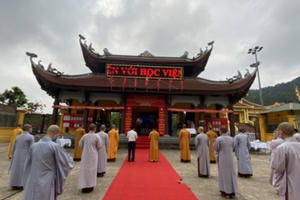 Tăng Ni sinh HVPGVN nô nức bỏ phiếu bầu cử, hòa chung Ngày hội toàn dân