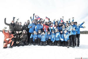 Lá cờ Việt Nam đã tung bay ở Bắc cực